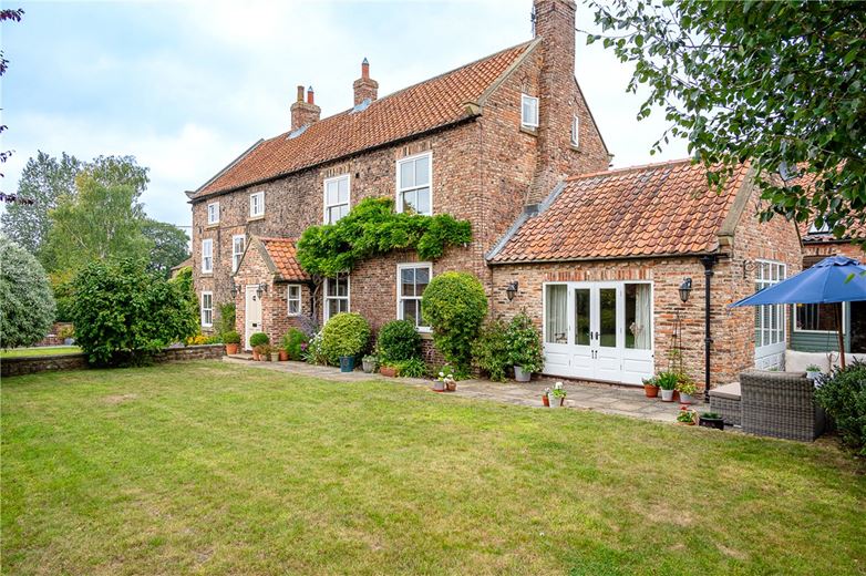 5 bedroom house, Aldwark, Alne YO61 - Available