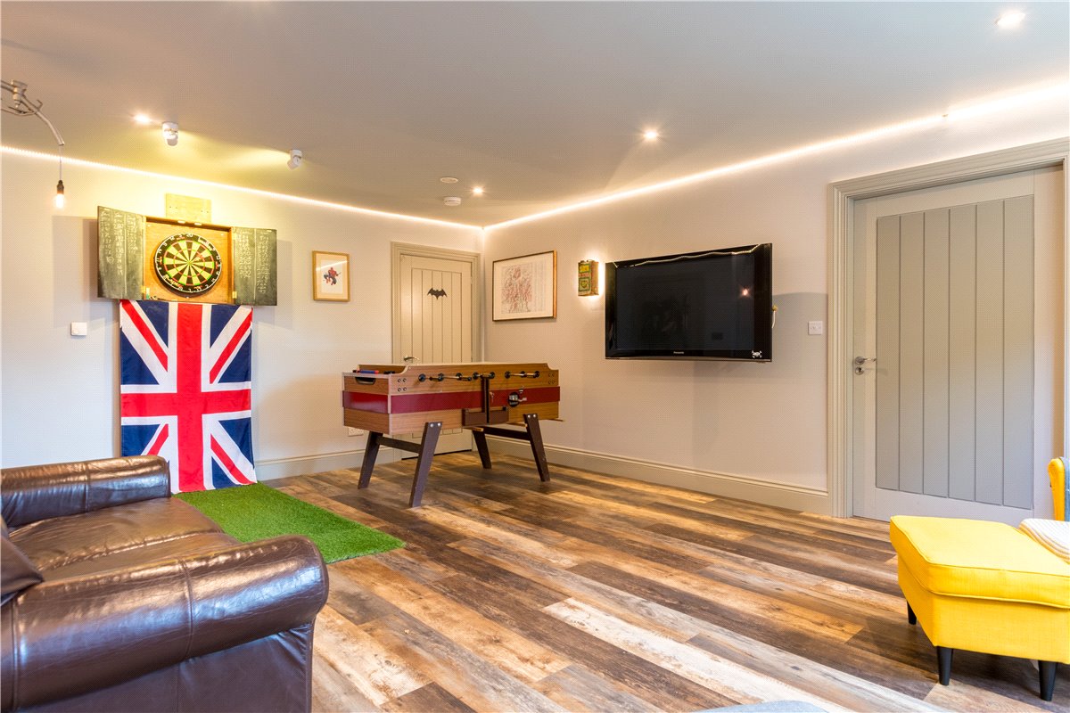 6 bedroom house, Top Lane, Copmanthorpe YO23 - Available