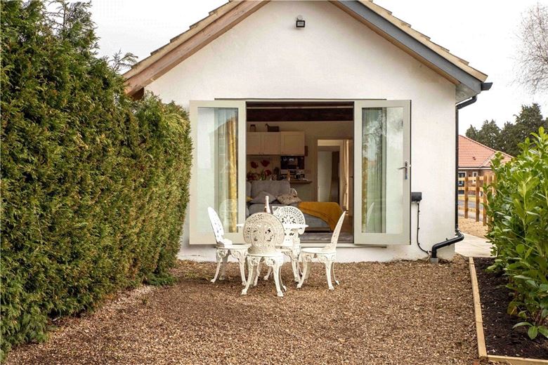 2 bedroom house, The Green, Raskelf YO61 - Sold STC