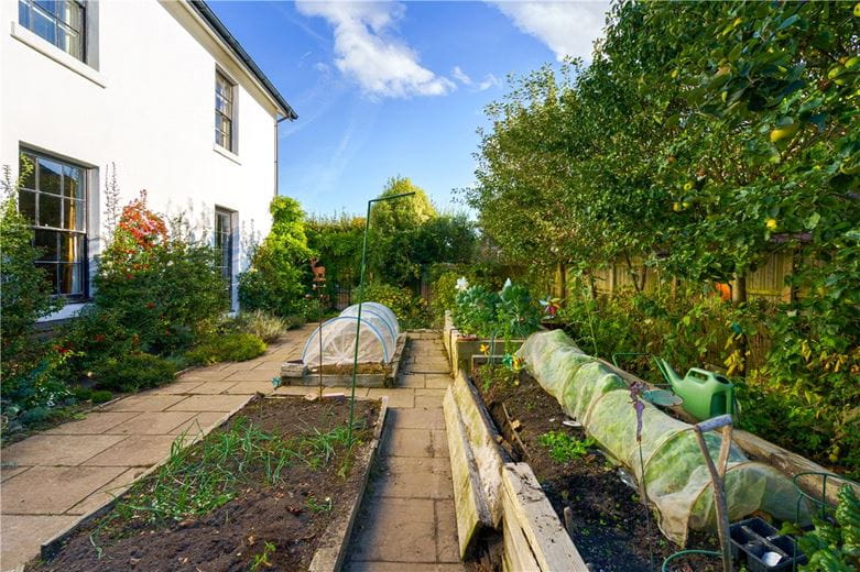 6 bedroom house, Doncaster Road, Selby YO8 - Available