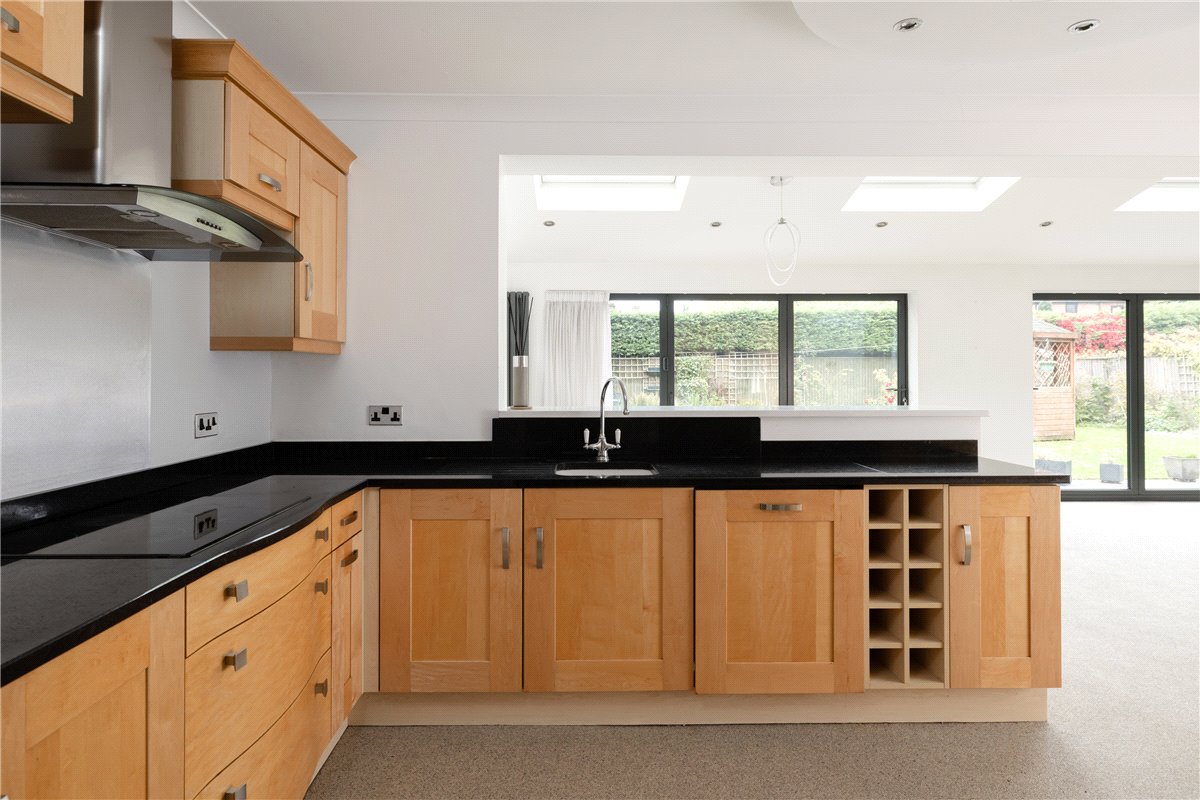 6 bedroom house, Allerthorpe, York YO42 - Available