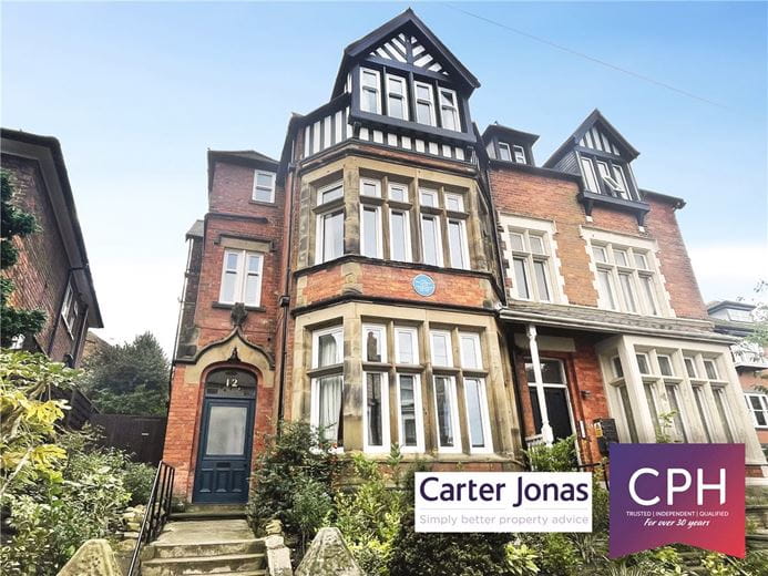 6 bedroom house, Royal Avenue, Scarborough YO11 - Available