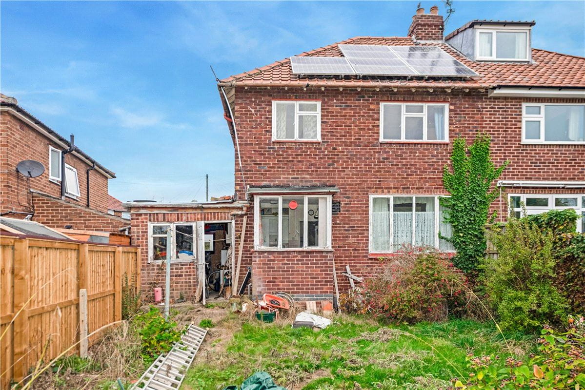 3 bedroom house, Howard Drive, York YO30 - Available