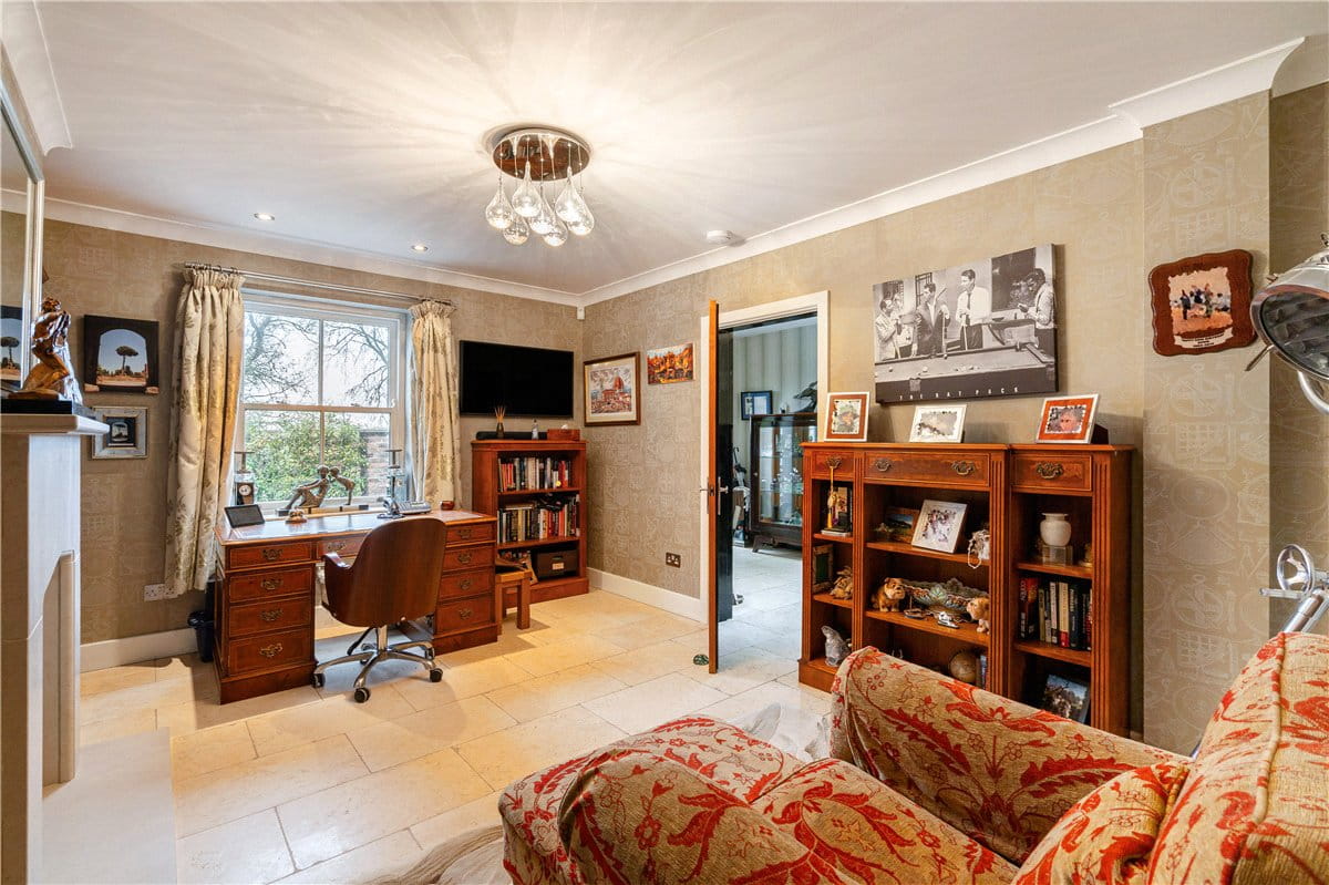 5 bedroom house, Main Street, Upper Poppleton YO26 - Available