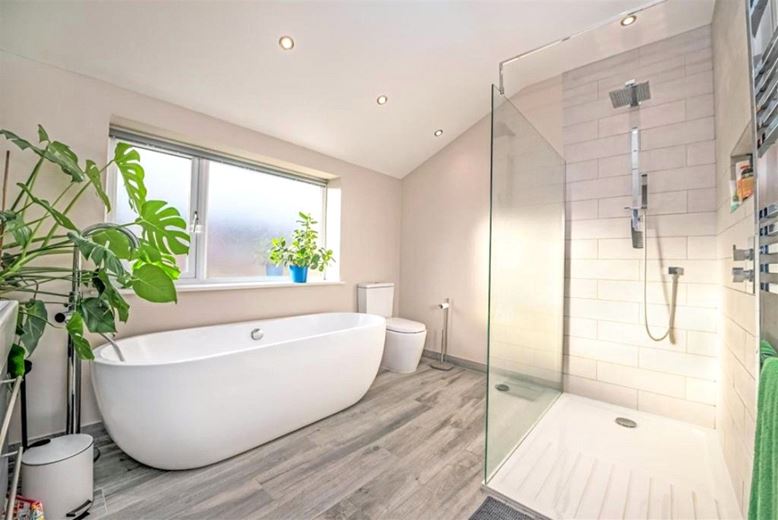 5 bedroom house, Beadle Garth, Copmanthorpe YO23 - Available