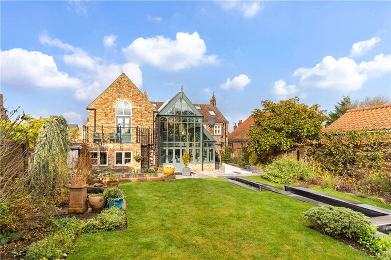 5 bedroom house, The Village, Stockton on the Forest YO32 - Available