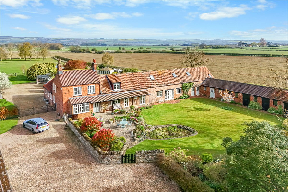 4 bedroom house, Yedingham, Malton YO17 - Available