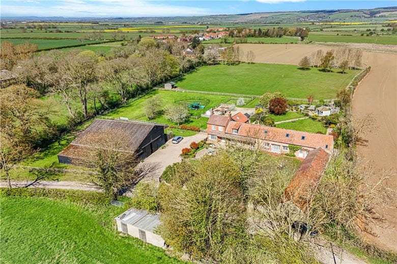 4 bedroom house, Yedingham, Malton YO17 - Available