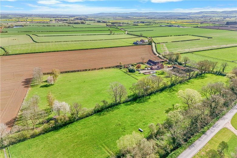 4 bedroom house, Yedingham, Malton YO17 - Available