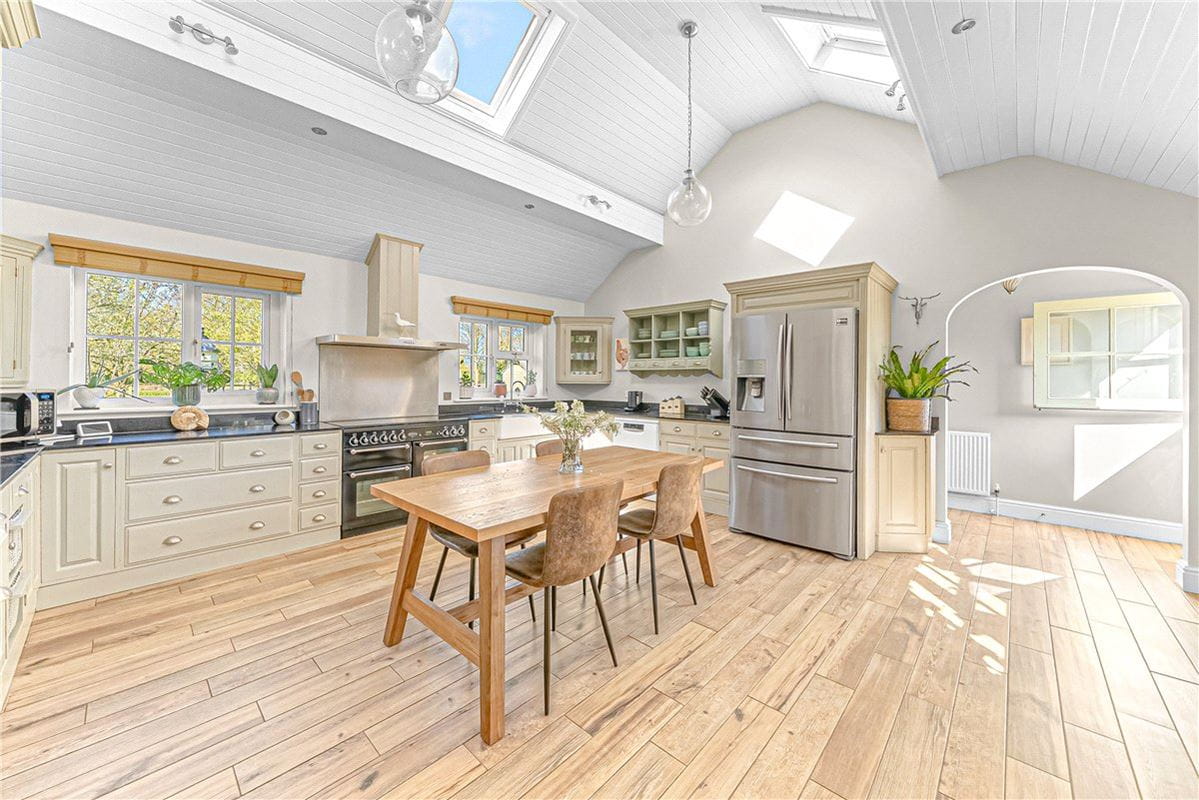 4 bedroom house, Yedingham, Malton YO17 - Available