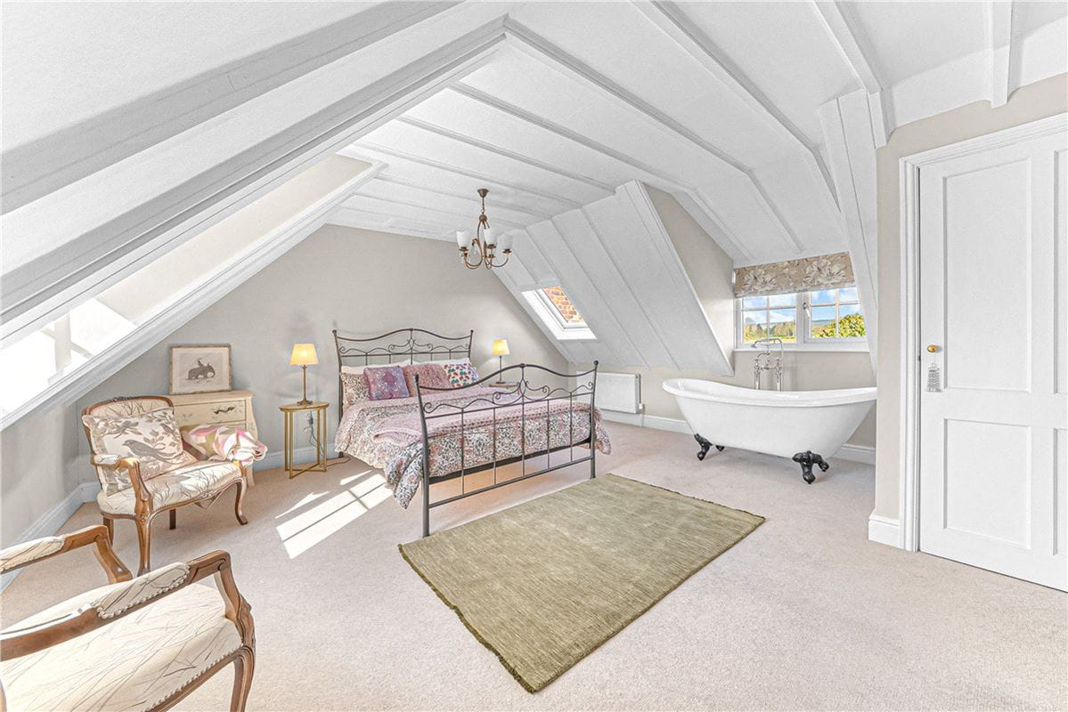 4 bedroom house, Yedingham, Malton YO17 - Available