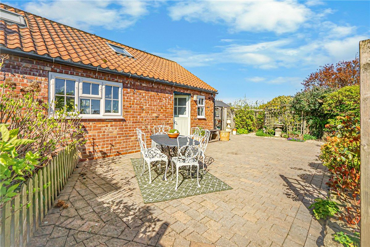4 bedroom house, Yedingham, Malton YO17 - Available