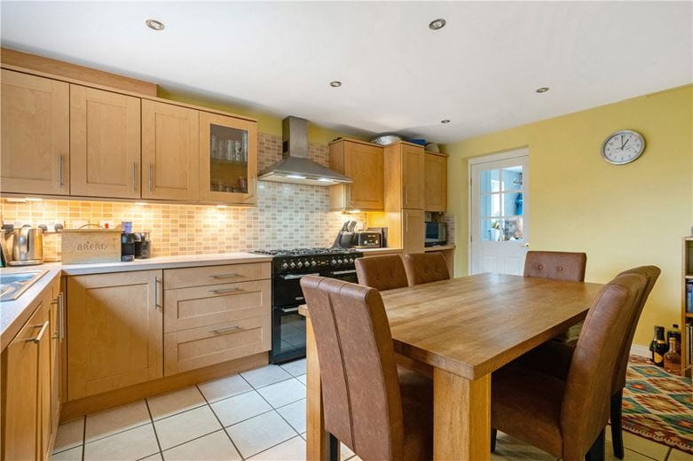 5 bedroom house, Cherrytree Drive, Wistow YO8 - Available