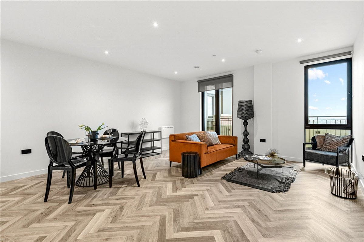 2 bedroom flat, Haxby Road, York YO31 - Available