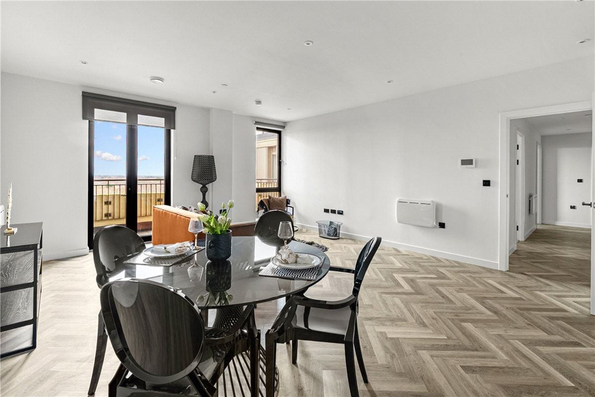 2 bedroom flat, Haxby Road, York YO31 - Available