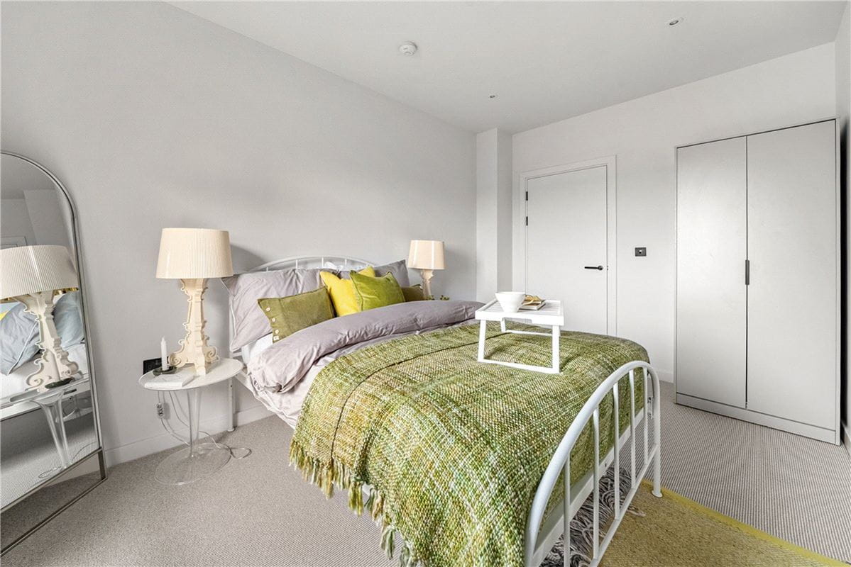 2 bedroom flat, Haxby Road, York YO31 - Available