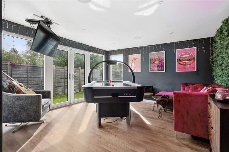 3 bedroom house, Eastfield Avenue, Haxby YO32 - Available