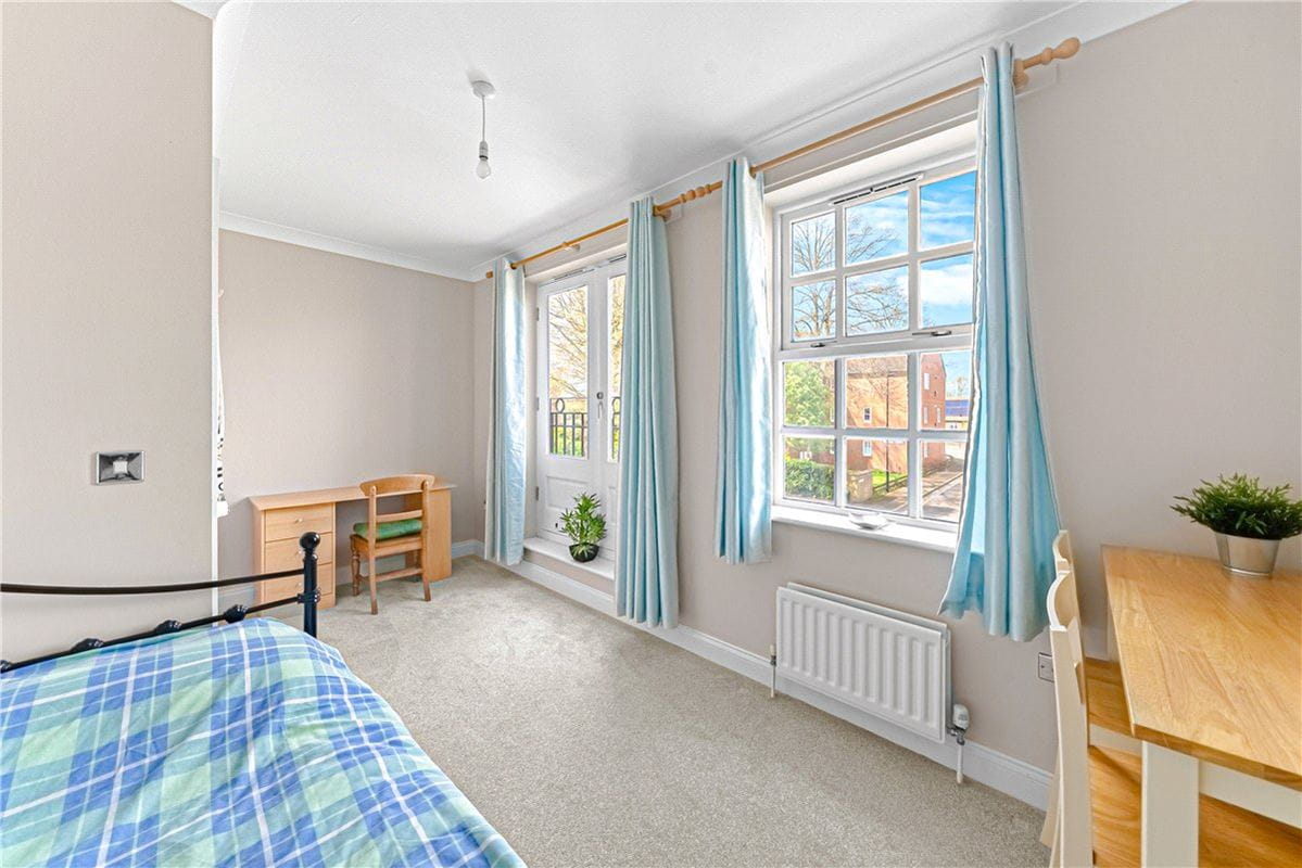 4 bedroom house, Grosvenor Park, York YO30 - Available