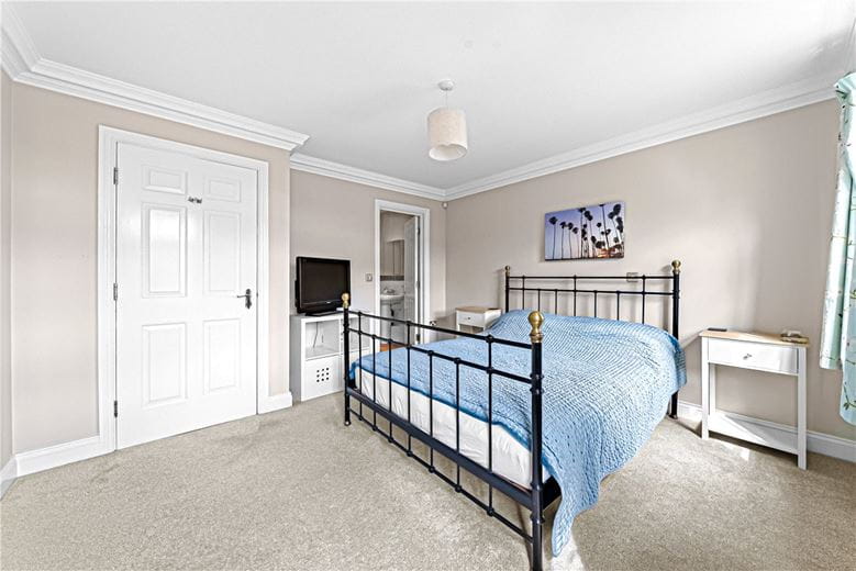 4 bedroom house, Grosvenor Park, York YO30 - Available