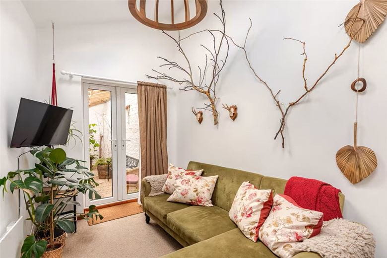1 bedroom bungalow, Dudley Court, York YO31 - Available